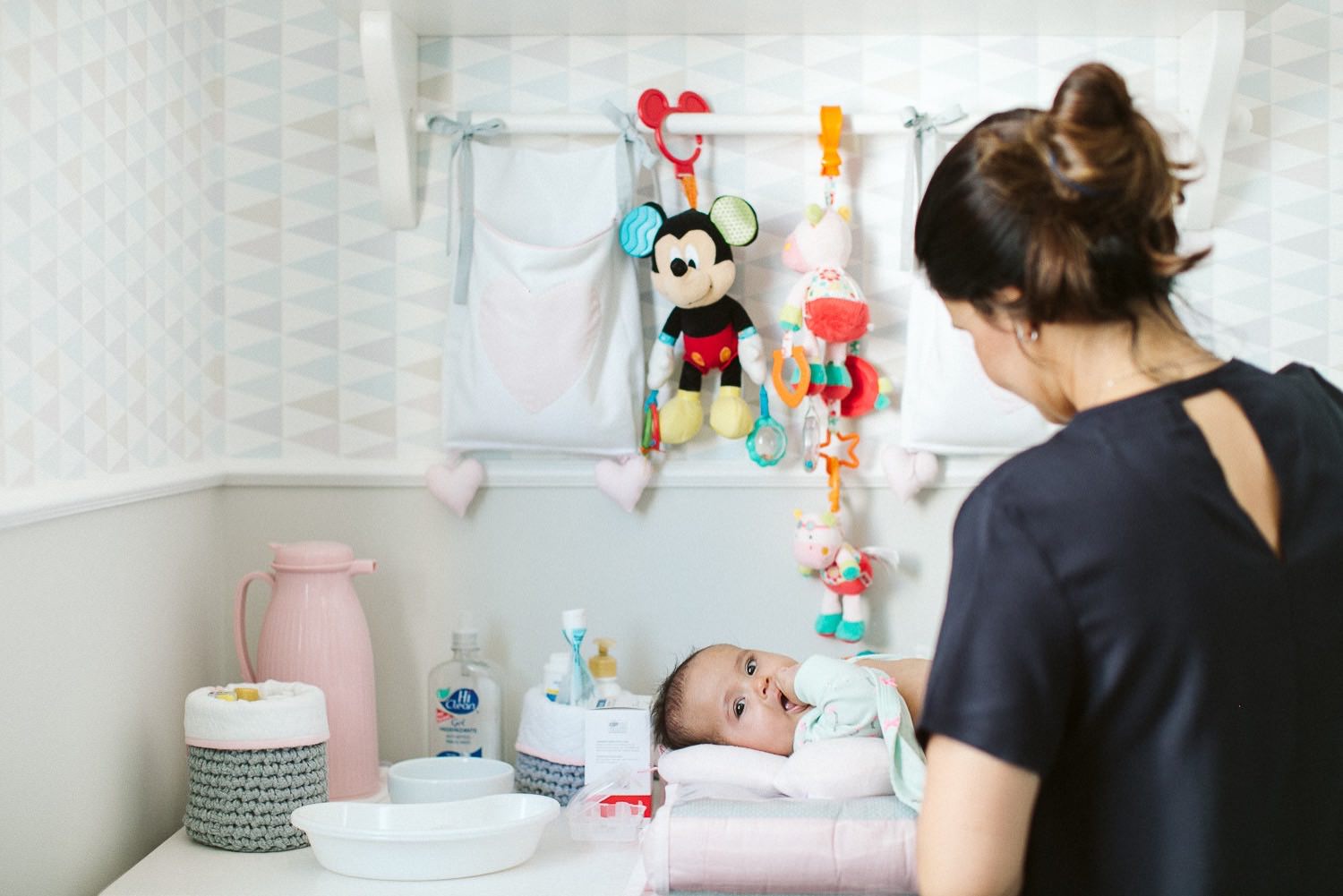 ensaio fotografico de bebe em casa