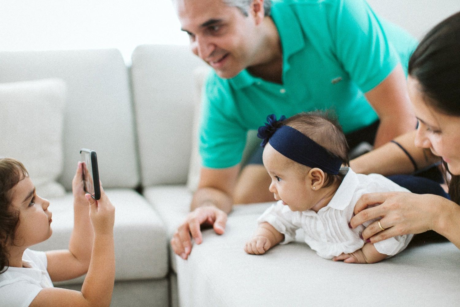 ensaio-fotografico-familia-em-casa-acompanhamento-1-ano-bebe00024