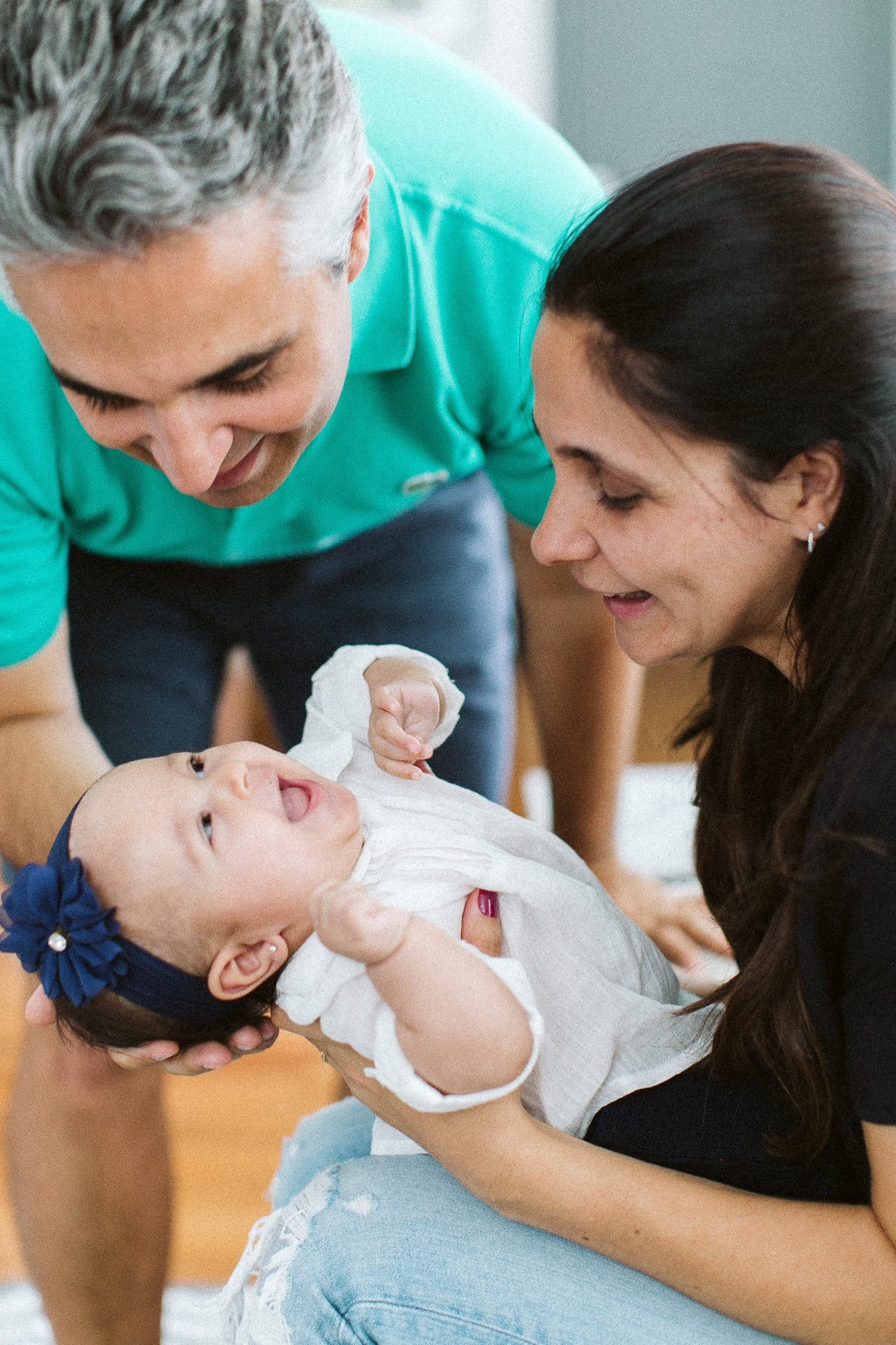 ensaio-fotografico-familia-em-casa-acompanhamento-1-ano-bebe00029